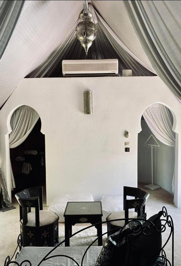 Hotel Les Jardins D Isis Marrakesh Exterior foto